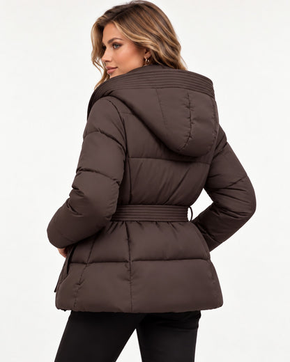Brielle Puffer in Coffee – back view | SKU: SOR-BRI-COFFEE-XS,SOR-BRI-COFFEE-S,SOR-BRI-COFFEE-M,SOR-BRI-COFFEE-L,SOR-BRI-COFFEE-XL