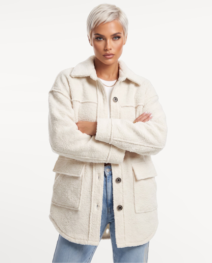 Nina Borg Shacket in White – arms folded | SKU: SOR-NINA-WHT-XS,SOR-NINA-WHT-S,SOR-NINA-WHT-M,SOR-NINA-WHT-L,SOR-NINA-WHT-XL