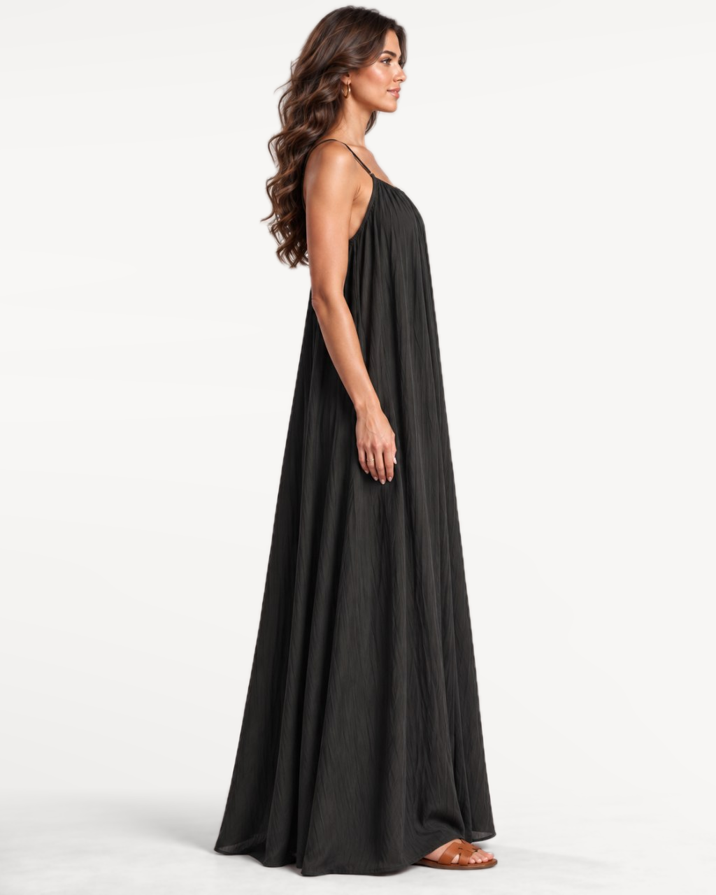 Seranova Maxi Dress in Black – Opposite side view