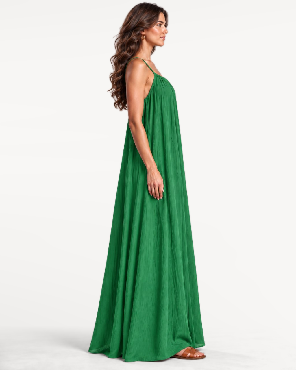 Seranova Maxi Dress in Green – Opposite side view